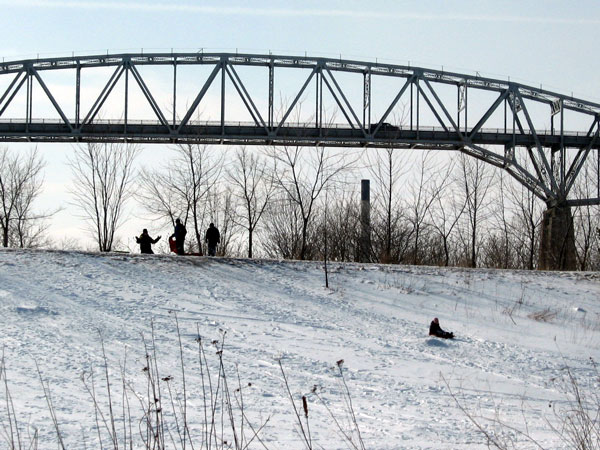 SNAPSHOT - Tobogganing on a beautiful winter day