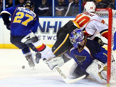 Blues blank Flames 2-0, Calgary losing streak extended to three