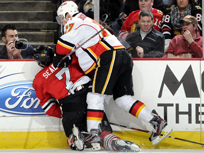 Blackhawks soar to victory while handing Calgary fourth straight loss