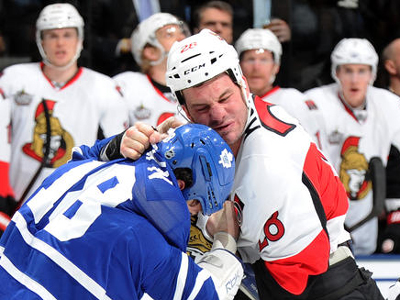 Refs help Sens to a 3-2 win over the Leafs
