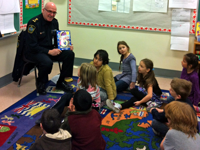 Cornwall Police Chief Visits Gladstone for Family Literacy Day