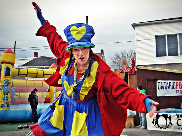 SNAPSHOT - Clowning around at La Cabane a Sucre 2012!