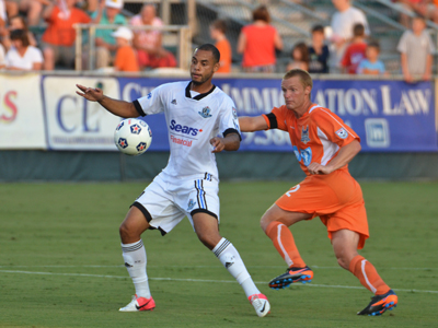 FC Edmonton drop crucial points in playoff race