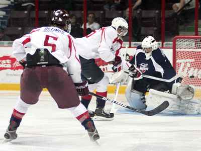 Vail has big night in Spitfires Blue and White game