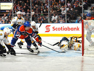 Oilers make Preds pay for third period blunder