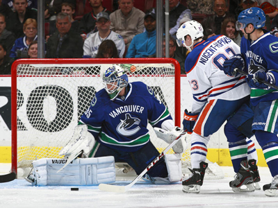 Canucks end Oilers five game win streak in style