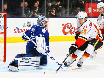 Bernier leads Maple Leafs to Victory over Flames