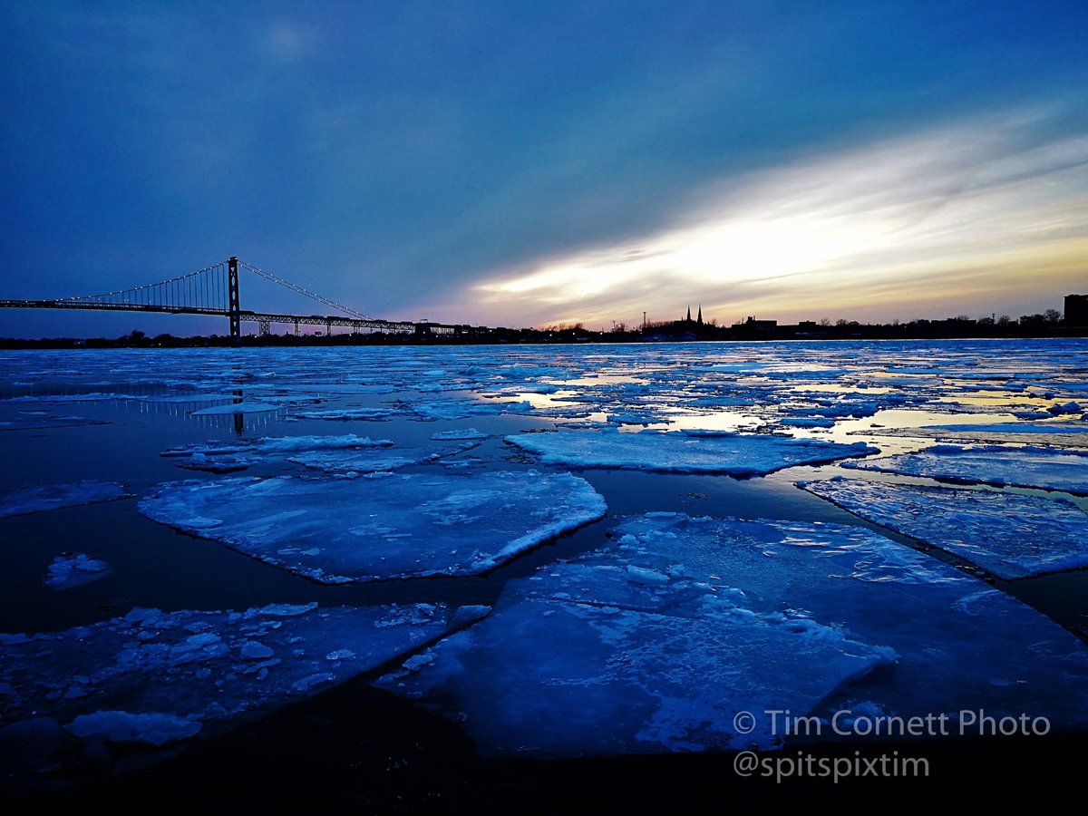 SNAPSHOT - Beautiful Sunset over Detroit River