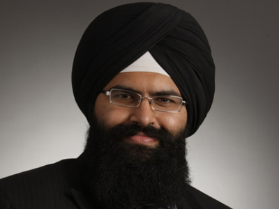 Minister Bhullar to bring ideas about innovations on open data back to Alberta