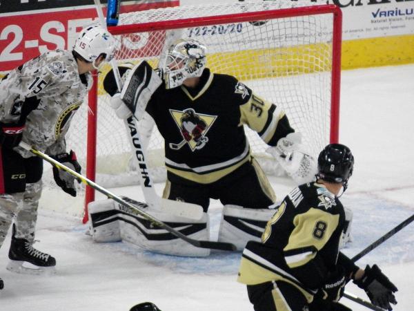 Penguins Out Score Senators In 6-4 Win