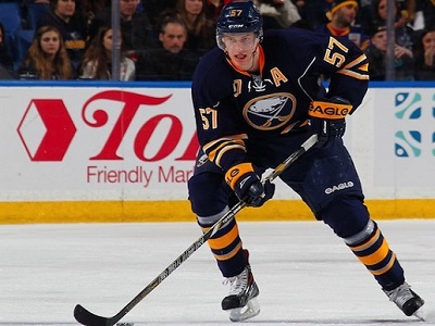 Sabres welcome return of Myers