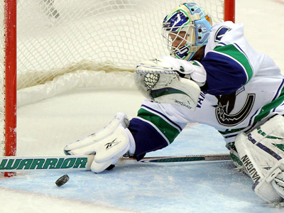 Canucks ride the Ginger Express to win over Blue Jackets
