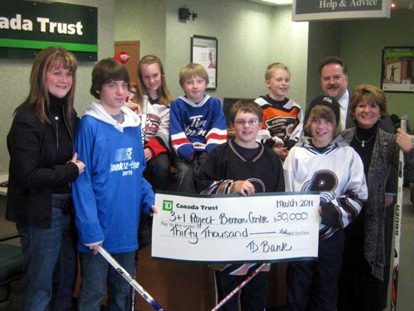 SNAPSHOT - TD Canada Trust donates $30,000 to Benson Centre