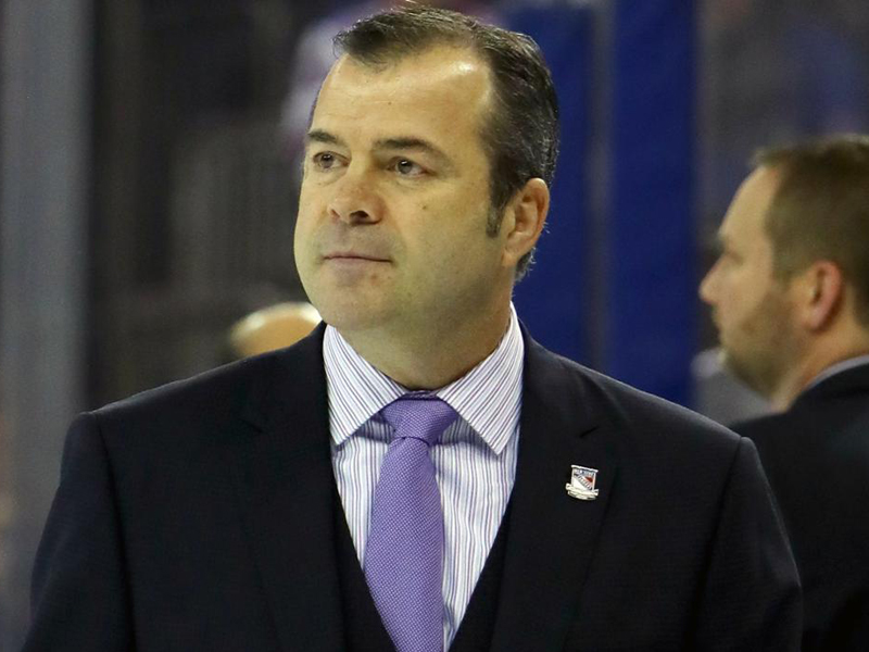 Vigneault hired as Flyers coach